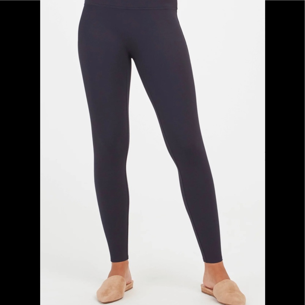 SPANX Ankle Length Ponte Hem split Leggings Size: XL